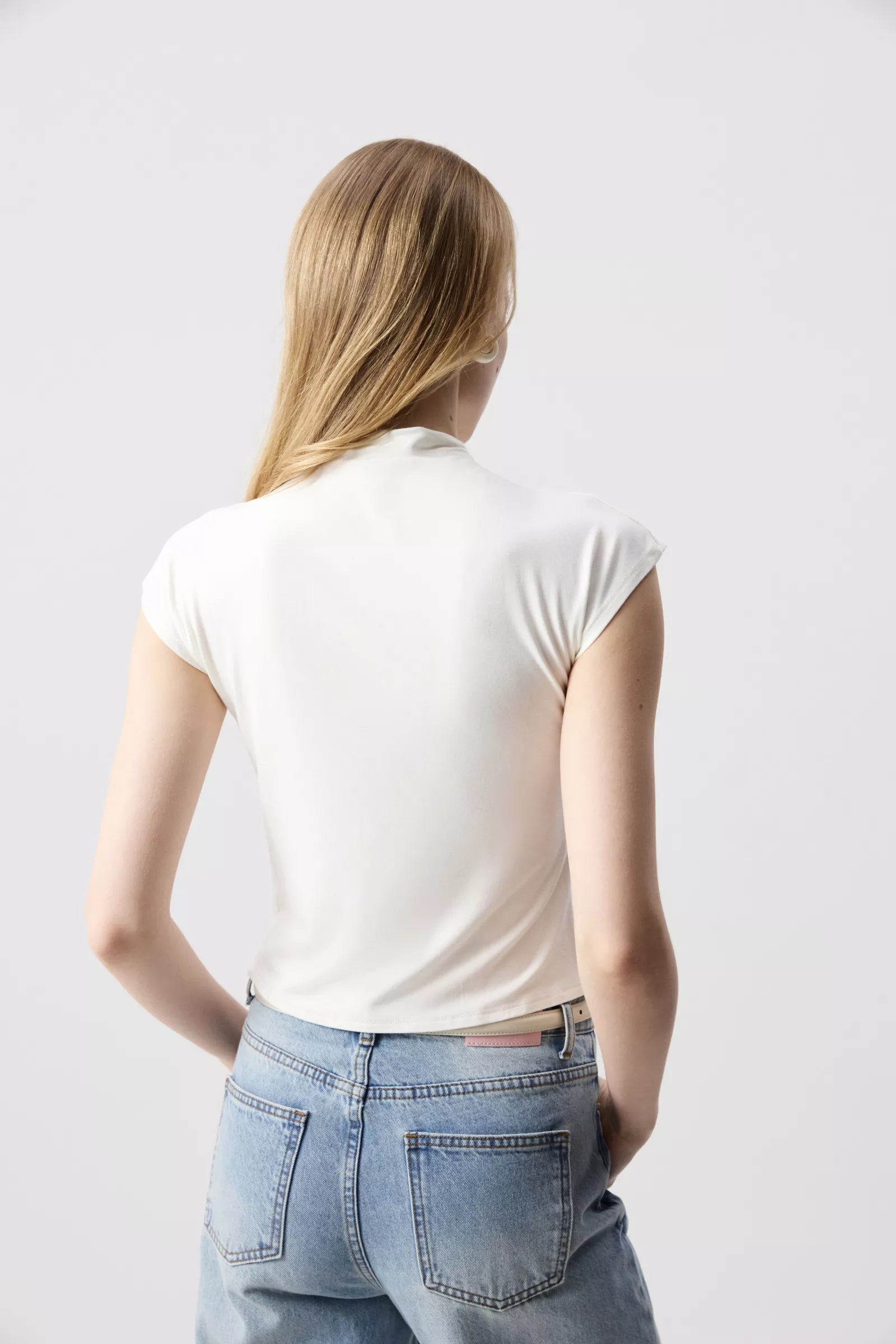 High-neck knitted blouse